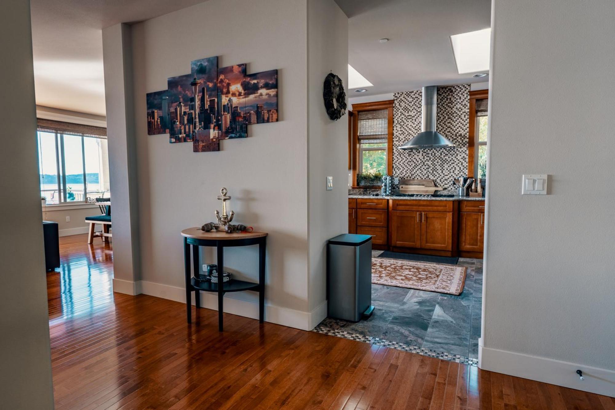 Stunning House With Views Of Puget Sound! Ideal For Family Reunions Edmonds Exteriér fotografie