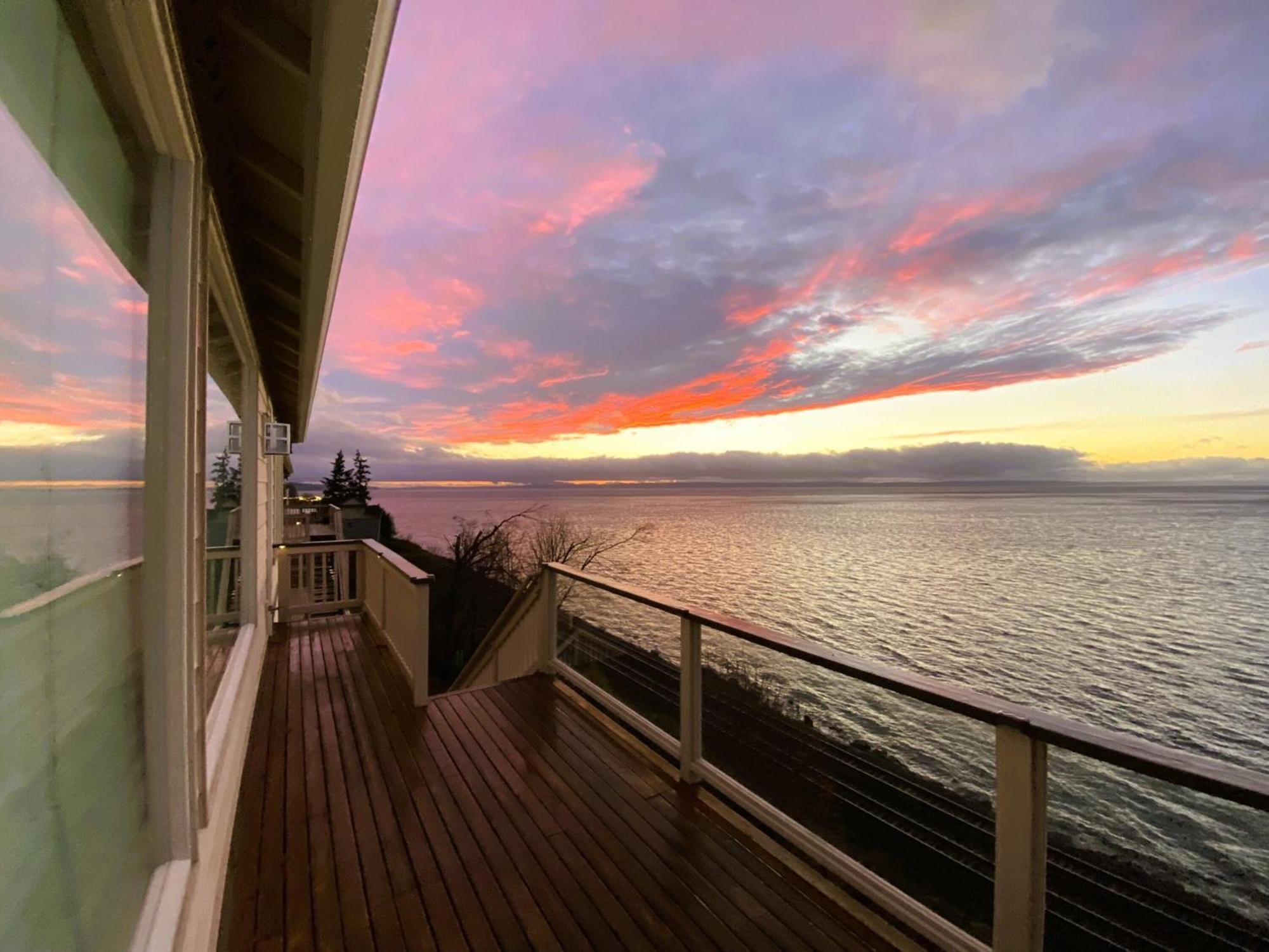 Stunning House With Views Of Puget Sound! Ideal For Family Reunions Edmonds Exteriér fotografie