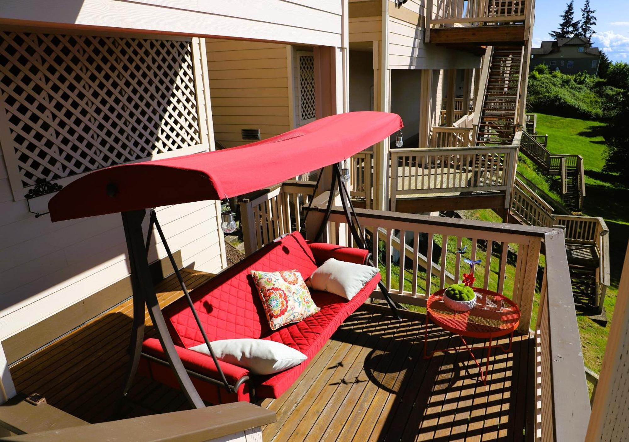 Stunning House With Views Of Puget Sound! Ideal For Family Reunions Edmonds Exteriér fotografie