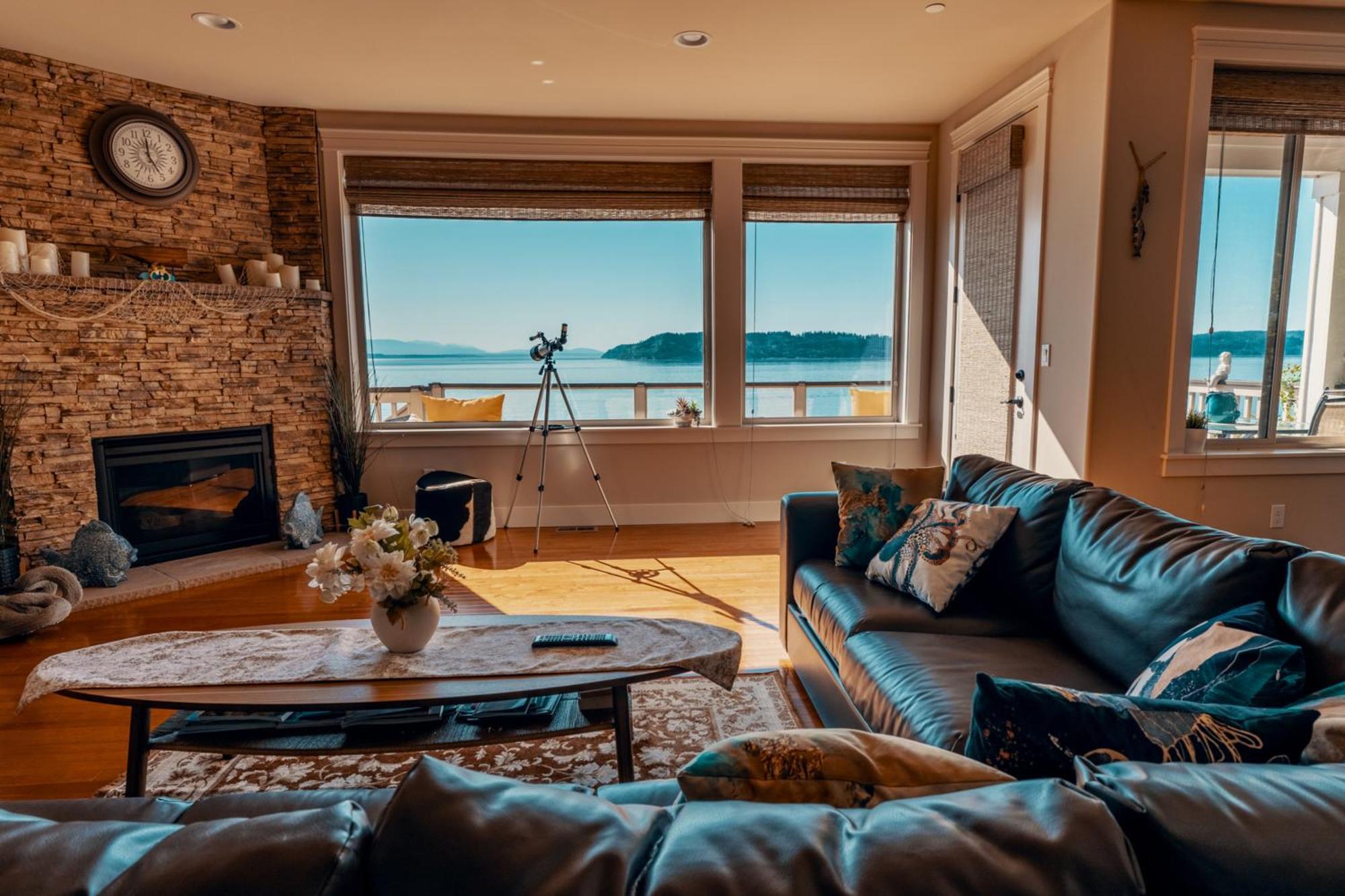 Stunning House With Views Of Puget Sound! Ideal For Family Reunions Edmonds Exteriér fotografie